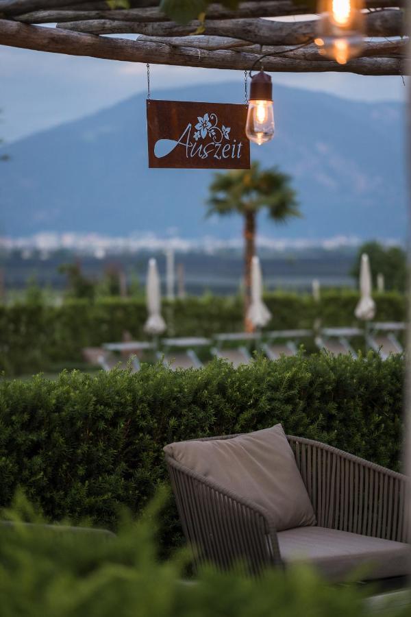 Hotel Garni Sonngart Andrian Bagian luar foto