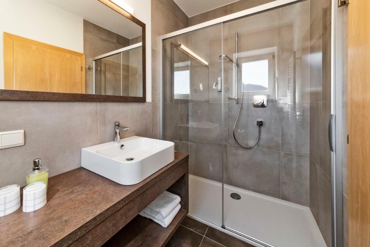 Hotel Garni Sonngart Andrian Bagian luar foto