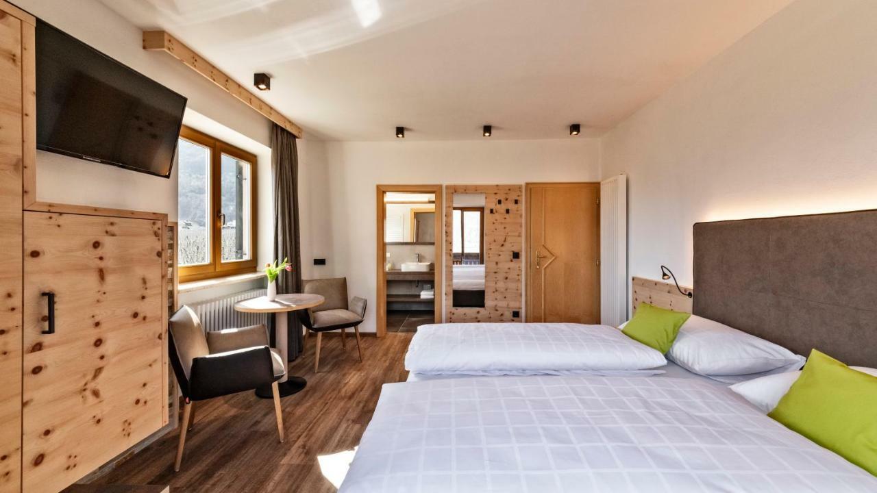 Hotel Garni Sonngart Andrian Bagian luar foto