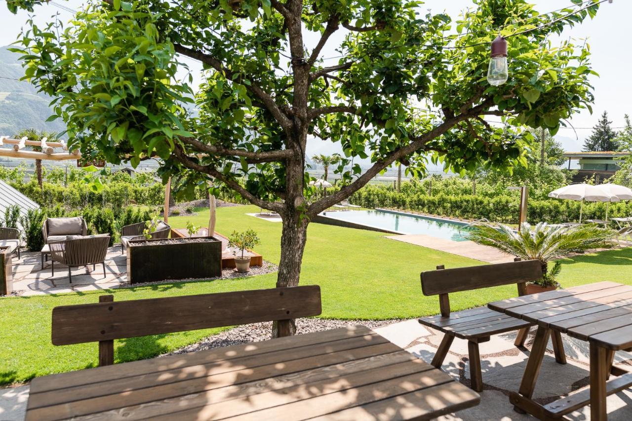 Hotel Garni Sonngart Andrian Bagian luar foto