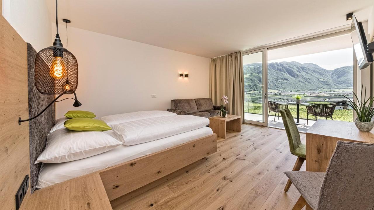 Hotel Garni Sonngart Andrian Bagian luar foto